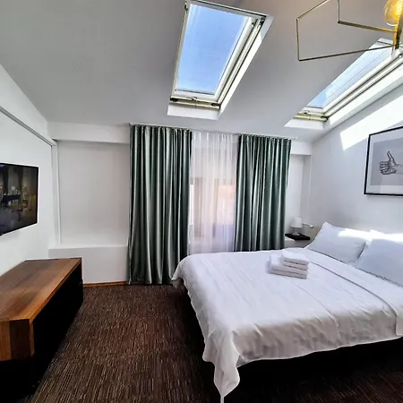 Boutique Old 4 Bucarest