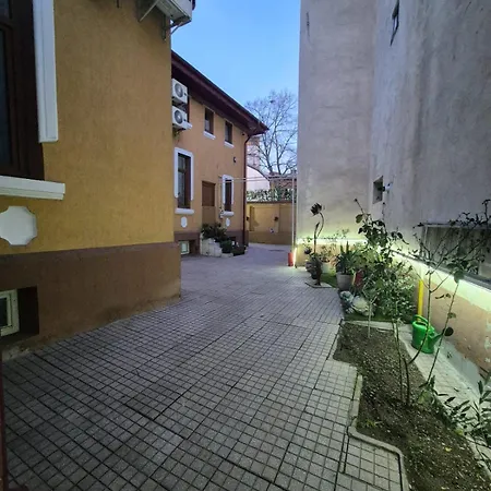 Boutique Old 4