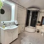 Boutique Old 4 Apartamento Bucareste