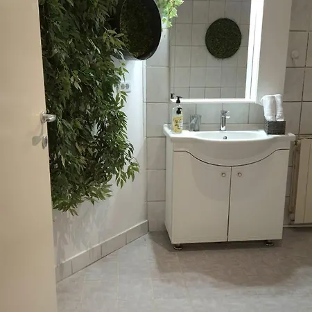 Boutique Old 4 Apartment *