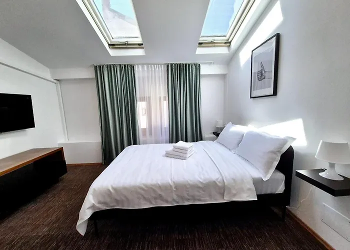 Boutique Old 4 * Bucharest