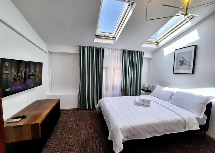 Boutique Old 4 Bucharest