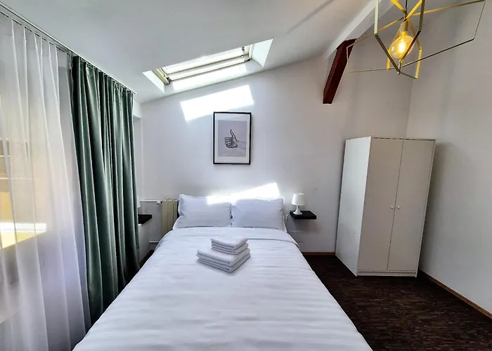 Boutique Old 4 * Boekarest
