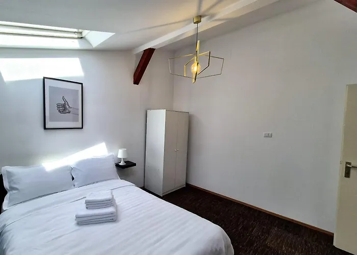 Boutique Old 4 Apartment