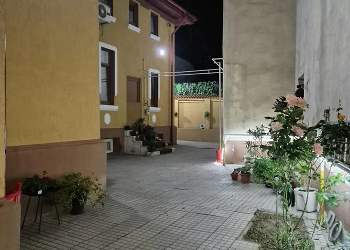 Apartment Boutique Old 4 *